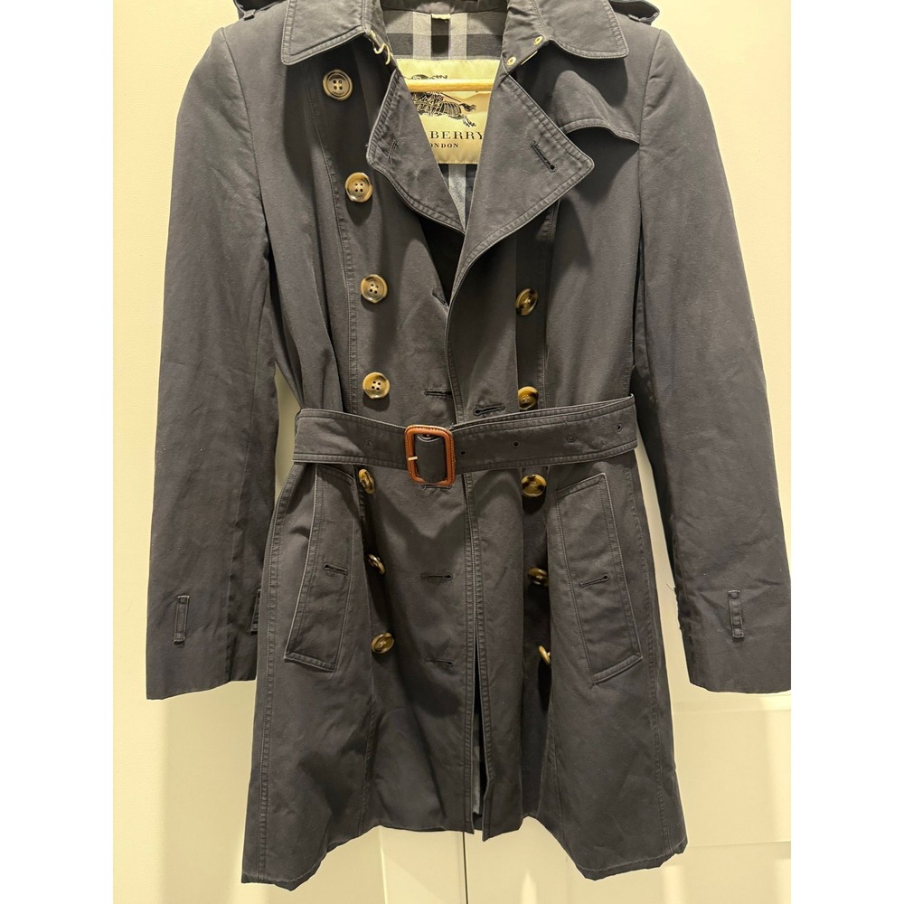 RTW7 - Burberry Black Trench Coat